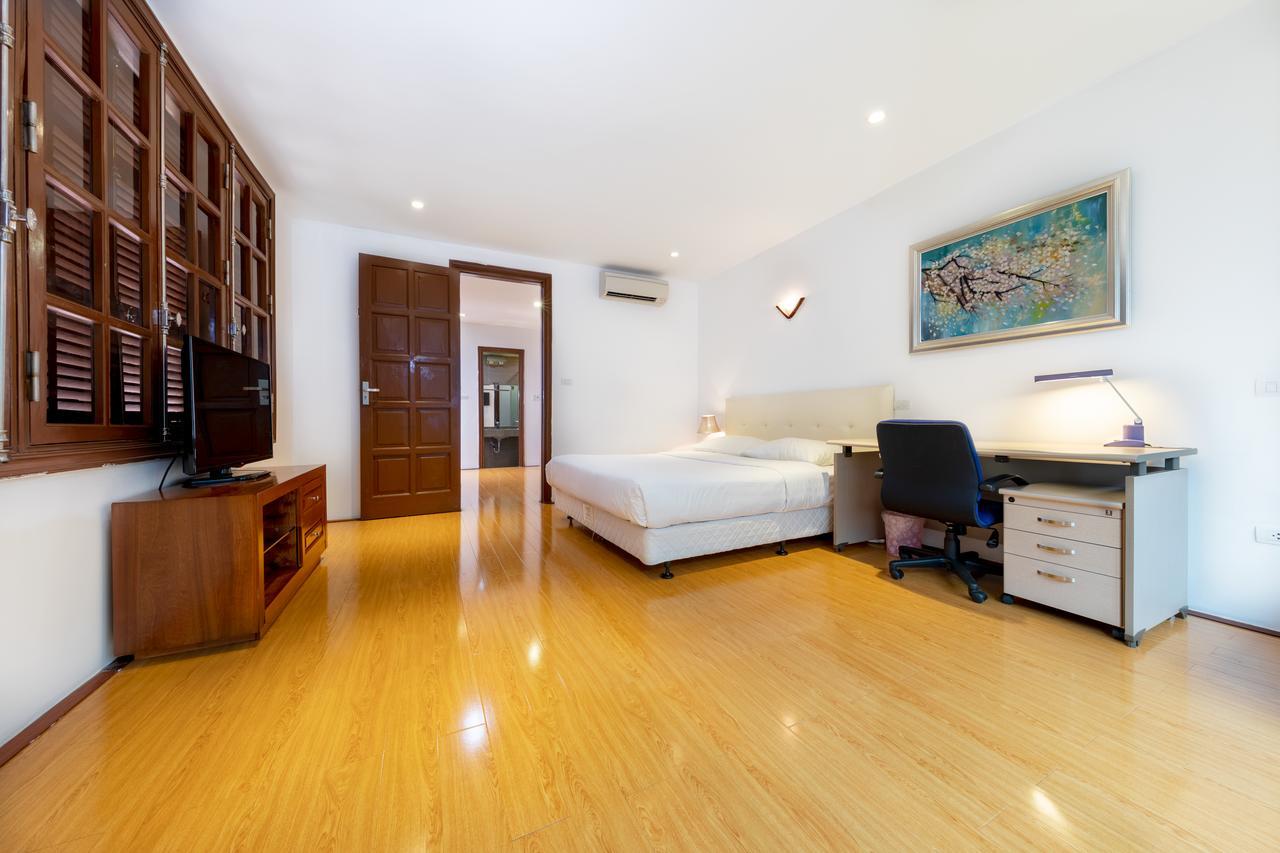 Granda Corner Apartment Hanoi Exterior photo